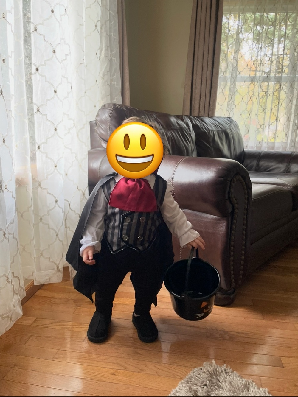 Spirit Kids Black Vampire Cape Costume with Red Scarf